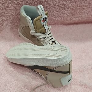 Nike High-Top Sneakers in Tan and White